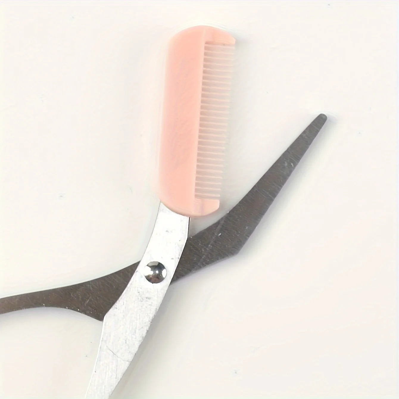 Eyebrow scissor trimmer